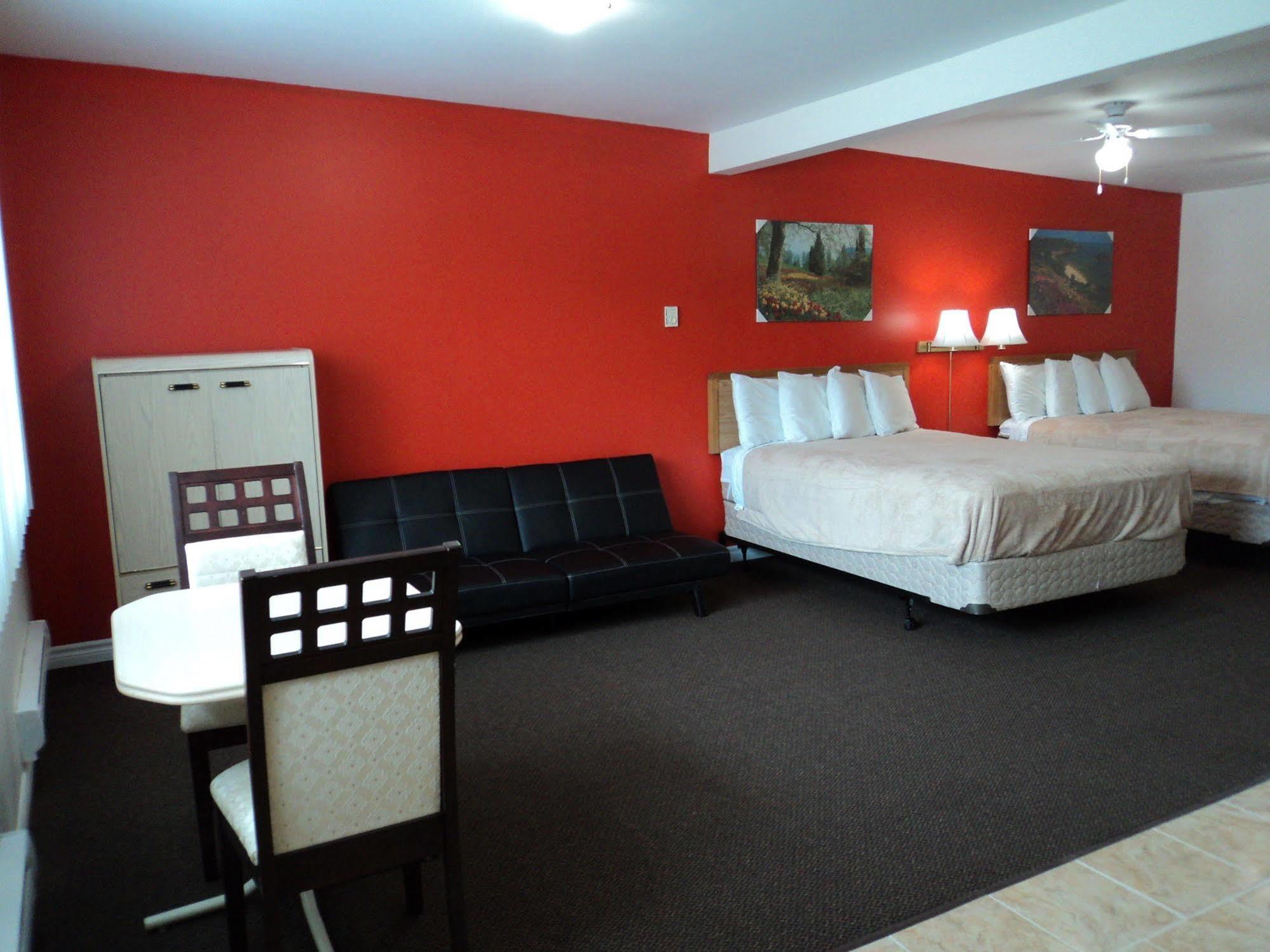 Rymal'S Motel Лімінґтон Екстер'єр фото